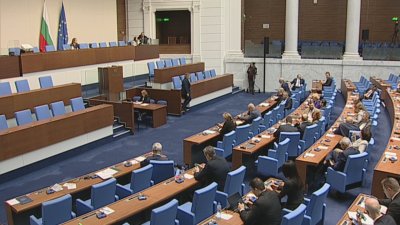 Взаимни обвинения в парламента за това кой е виновен за високата цена на тока и водата