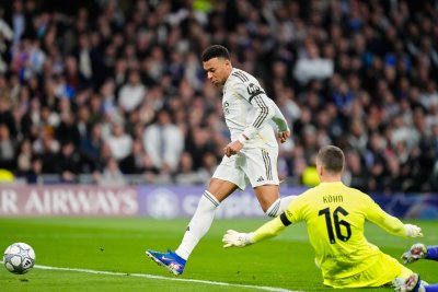 Килиан Мбапе стопира завръщането си на терена - чака пълно възстановяване на коляното