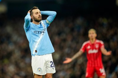 Манчестър Сити изпусна победата срещу Нотингам Форест и се отдалечи от Арсенал