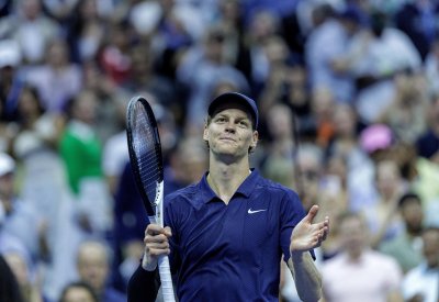 Яник Синер продължава победния си марш в Индиън Уелс без загубен сет