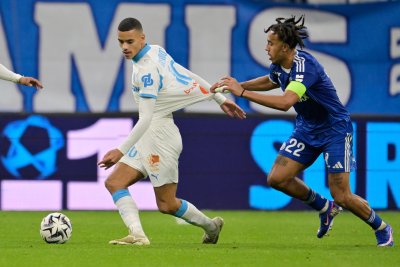 Олимпик Марсилия изкова успеха при гостуването си на Тулуза