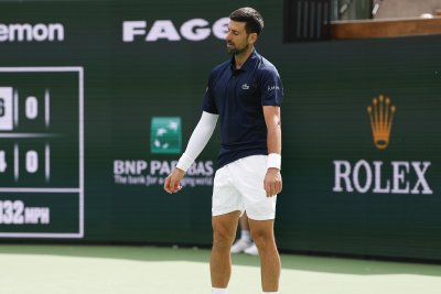 Джокович призна за проблем с предмишницата след победа в Индиън Уелс