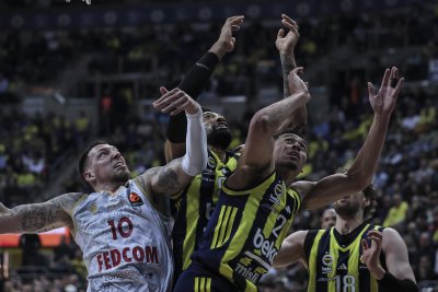 Фенербахче и Реал Мадрид постигнаха домакинстки победи в Евролигата