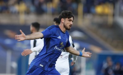 Левски стигна до трудна победа над Локомотив Пловдив и запази аванса си на върха