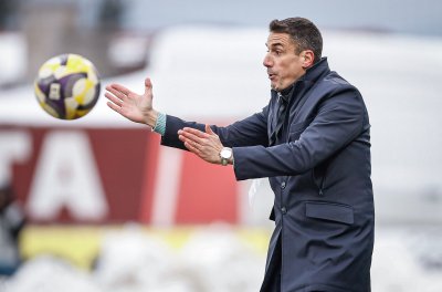 Хулио Веласкес: Четири отбора ще решат битката за титлата в Първа лига