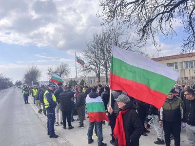 Заради лош път - протест на жители на Каблешково