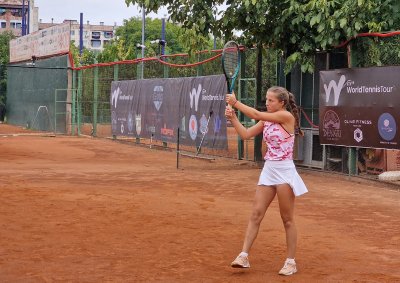 Росица Денчева спаси мачбол и се класира за полуфиналите на турнир в Гърция
