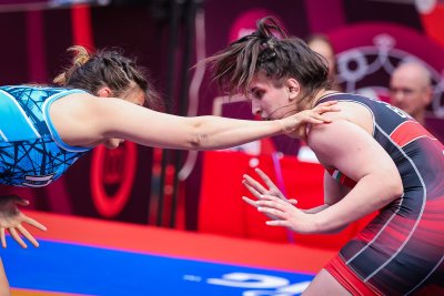 Три български състезателки завършиха пети на еврошампионата по борба до 23 г.