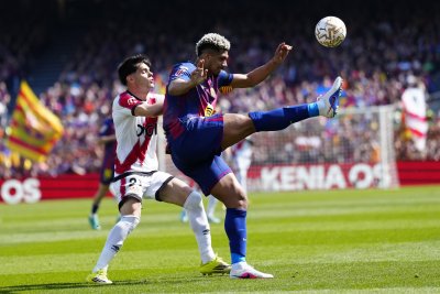 Барселона взе своето срещу Райо