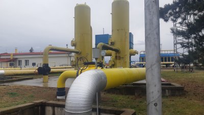 ЕК призова държавите от ЕС да започнат да пълнят газовите си хранилища