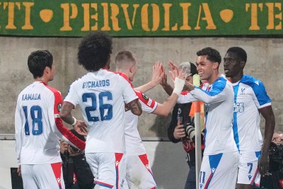 Кристъл Палас се нуждаеше от продължения, за да надвие АЕК Ларнака