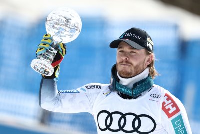 Атле Ли Макграт спечели малкия кристален глобус в слалома