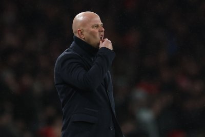 Арне Слот: Феновете на Ливърпул винаги подкрепят отбора в трудни моменти