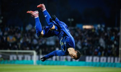 Левски запази аванса си след успех над Черно море