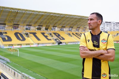 Ивелин Попов обяви края на футболната си кариера