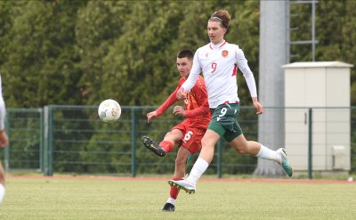 Марсел Бибишков подсили канадци