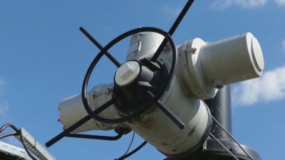 Чехия готова да инвестира в &bdquo;Дружба&ldquo;, за да снабдява Словакия с петрол