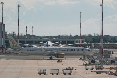 Авиоиндустрията е в тежка криза заради войната в Близкия изток