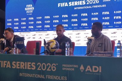 Селекционерът на Соломоновите острови Бен Кан: Ще се опитаме да затрудним максимално България