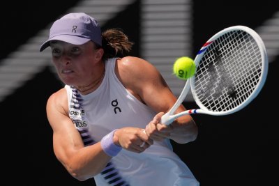 Ига Швьонтек се раздели с треньора си Вим Фисет след отпадането в Маями