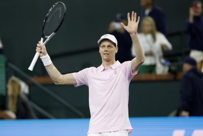 Яник Синер се класира на полуфинал в Маями с експресен успех над Франсис Тиафо