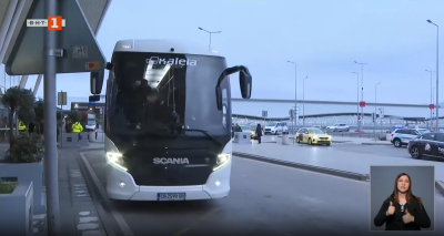 Българският национален отбор по футбол замина за Индонезия, младите получават шанс във FIFA Series 2026