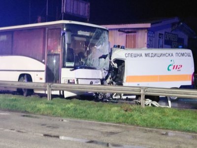 Ambulance Driver Killed in Crash Near Veliko Tarnovo; Mother, Baby, and Paramedic in Stable Condition