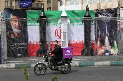 САЩ подготвят финален удар срещу Иран?