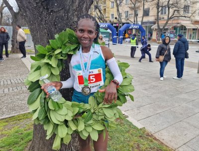 Кенийци спечелиха Маратон Стара Загора 2026