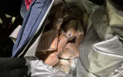 Customs Officers Seize Undeclared &euro;220,000 Hidden Among Chocolates at Kapitan Andreevo Border Crossing