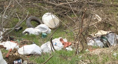 Природният парк "Приста" край Русе се е превърнал в сметище