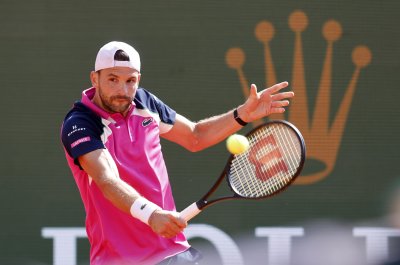 Григор Димитров открива сезона на клей с двубой срещу аржентинец