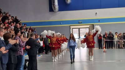 Троян тържествено посрещна Лора Христова