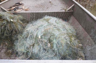 Акция на ИАРА: Близо 600 м незаконни мрежи с 65 кг риба извадиха от езерото Вая