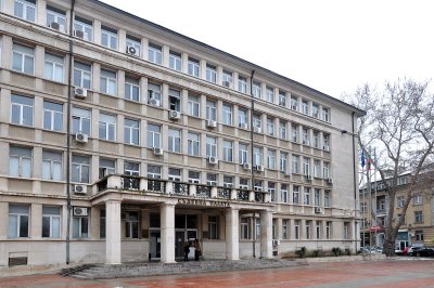 Съдът във Варна осъди петима мъже за клониране на крадени автомобили