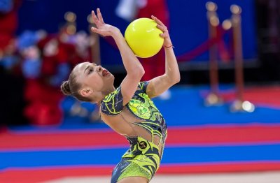 Стилияна Николова се окичи със среброто и на топка на Световната купа в София