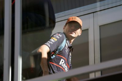 Макс Верстапен обмисля бъдещето си във Формула 1