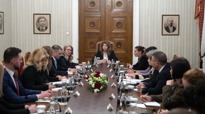 Заради повишаването на цените: Президентът се среща с министрите на туризма и земеделието