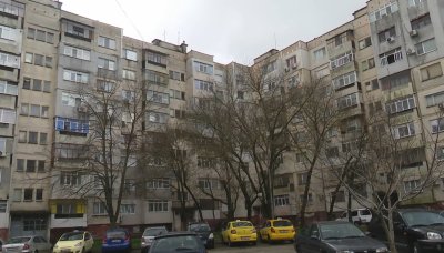 Семейството на спасеното дете в Ямбол живеело без ток и вода &ndash; случаят поставя под съмнение контрола на институциите