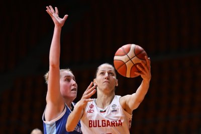 България попадна в група с финалиста от последните две издания на Евробаскет за жени във втория етап на квалификациите