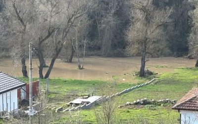 Покачено е нивото на река Черни Лом край русенското село Табачка