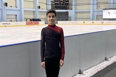 Триумф за Деян Михайлов на международния турнир по фигурно пързаляне в Кранево