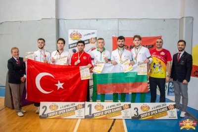 29 медала за България от силния турнир по таекуондо в Скопие