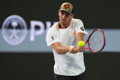 Томи Пол срещу Роман Буручага във финала на турнира в Хюстън