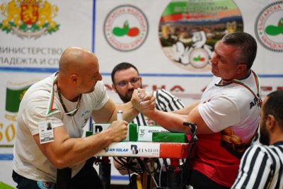 Над 250 състезатели взеха участие в Държавното първенство по канадска борба