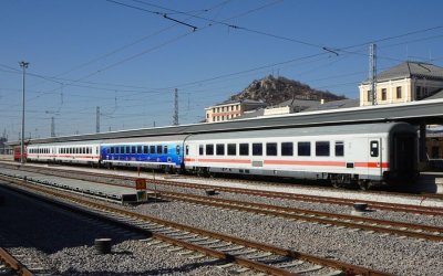 БДЖ осигурява допълнителни над 13 400 места за Великденските празници