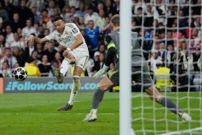 НА ЖИВО: Реал Мадрид - Байерн Мюнхен 1:2, Килиан Мбапе запазва интригата жива