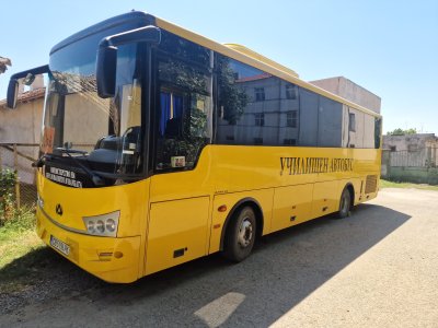 Заради скъпите горива: Отпускат над 20 млн. евро за превоз на ученици и междуселищен транспорт в планински и отдалечени райони