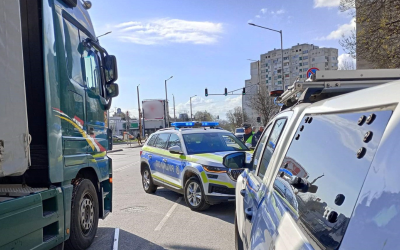 Камион прегази пешеходец на улица "Щросмайер" в София