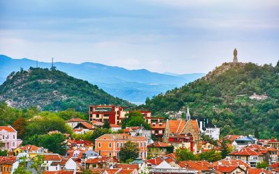 Бъдещето е зелено: ученици работят по реални решения за природата